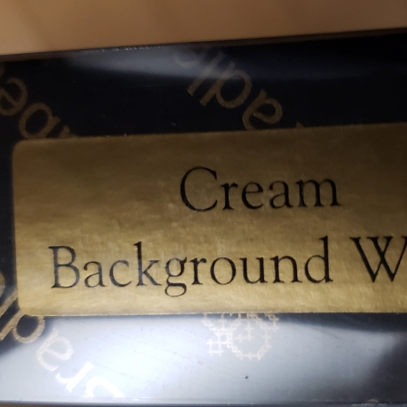 Elizabeth Bradley English Tapestry Kit Blooms Pansies Victorian Cross Stitch NEW - Picture 6 of 7